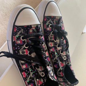 New Converse sneakers with owl print